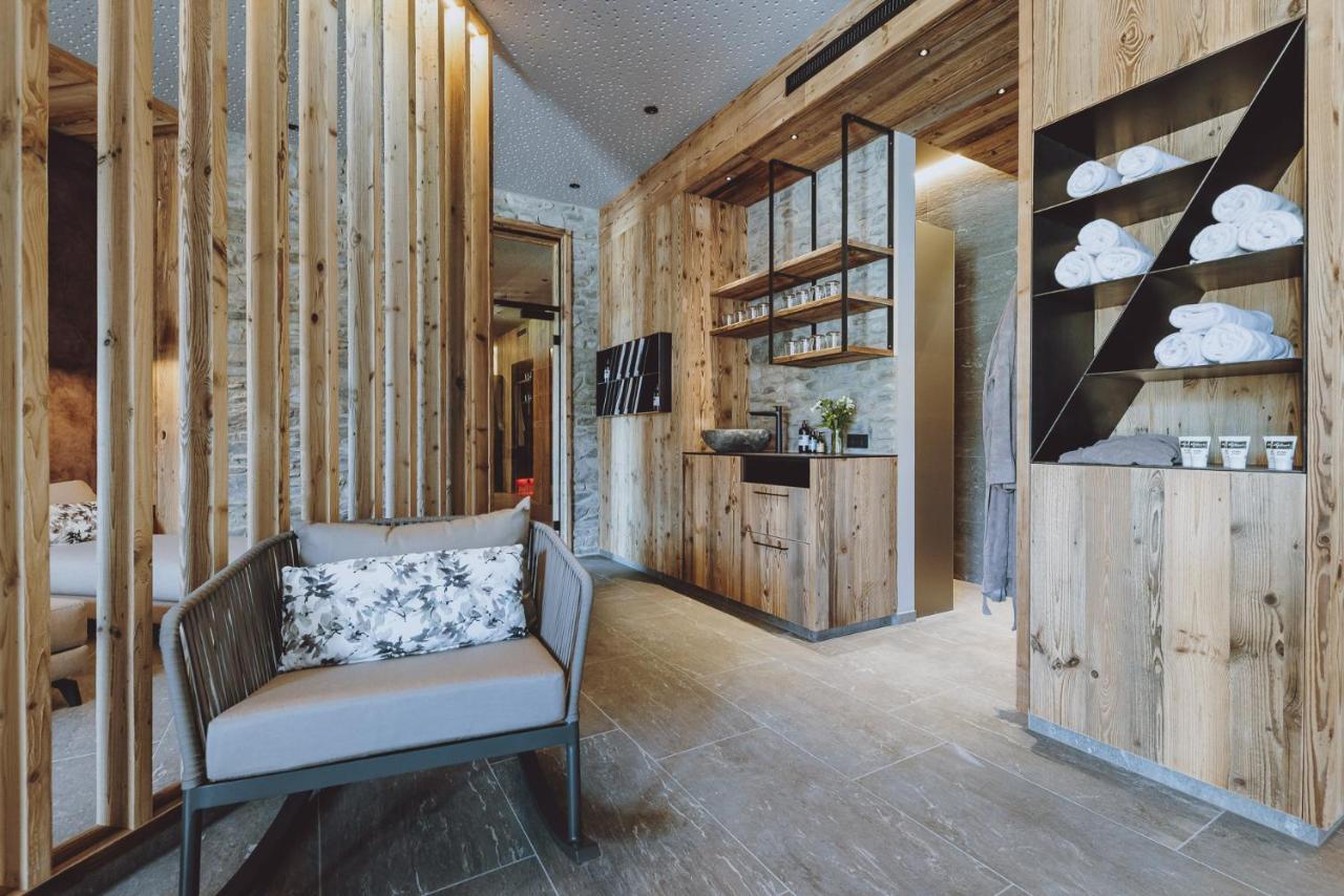 Zaglgut Hotel-Chalets Wellness & Views With Summer Card Included كابرون المظهر الخارجي الصورة