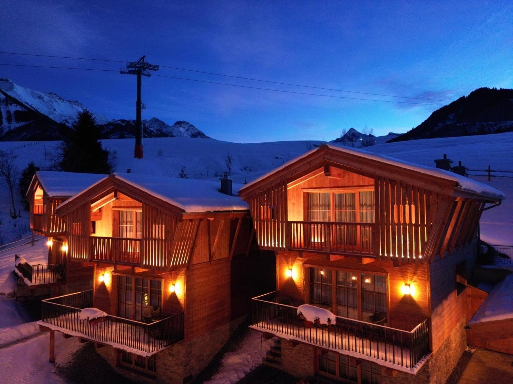 Zaglgut Hotel-Chalets Wellness & Views With Summer Card Included كابرون المظهر الخارجي الصورة