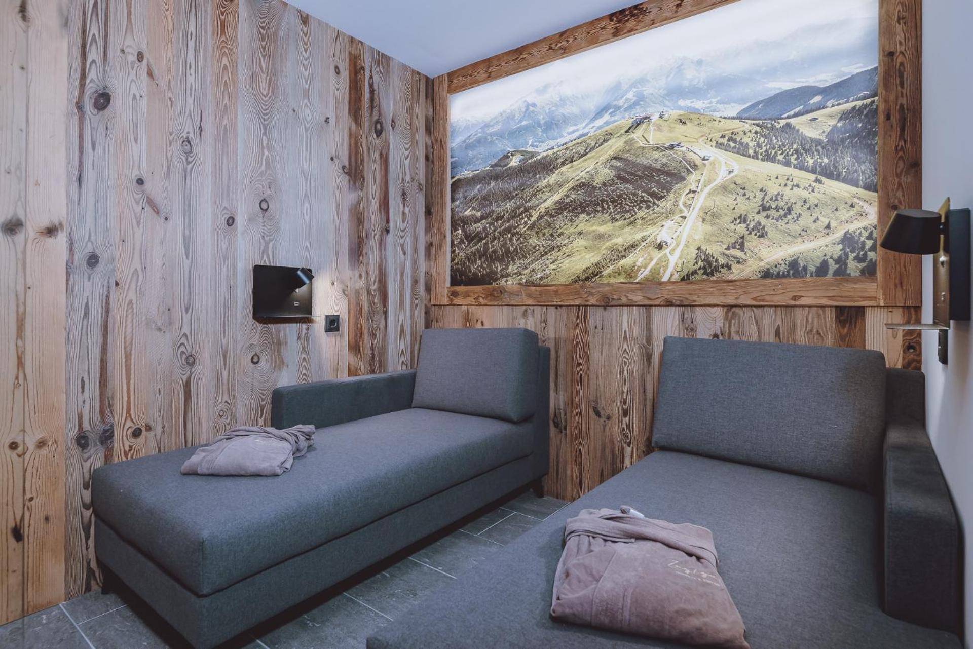 Zaglgut Hotel-Chalets Wellness & Views With Summer Card Included كابرون الغرفة الصورة