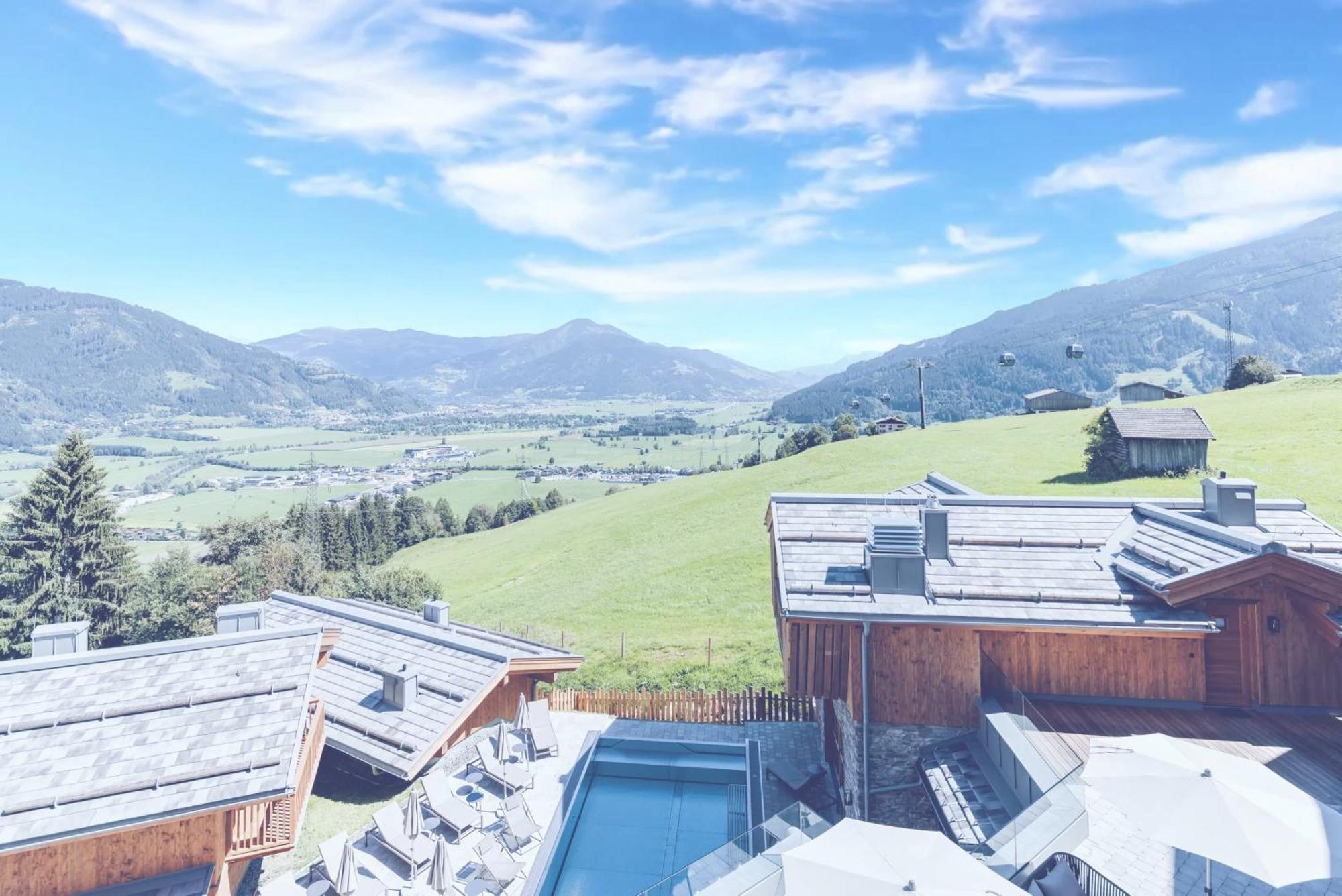 Zaglgut Hotel-Chalets Wellness & Views With Summer Card Included كابرون المظهر الخارجي الصورة