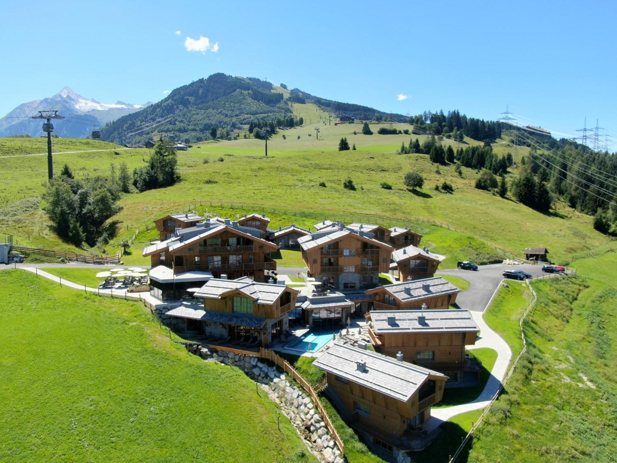 Zaglgut Hotel-Chalets Wellness & Views With Summer Card Included كابرون المظهر الخارجي الصورة